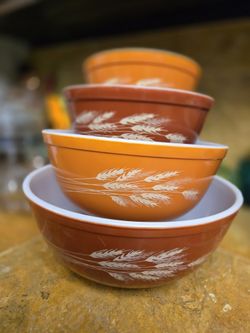 PYREX Autumn Harvest Wheat Complete 4 Bowl Set