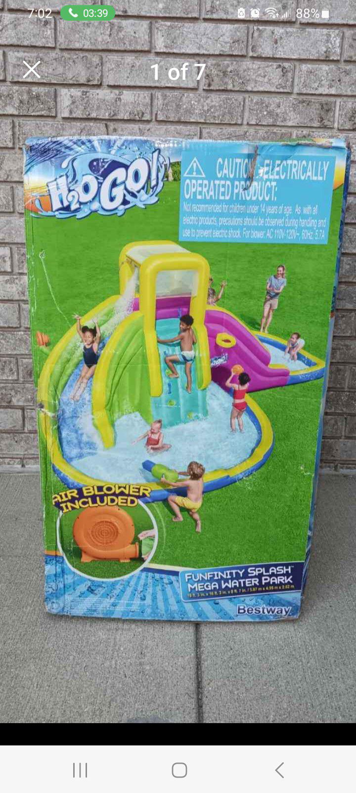 H2OGO! Funfinity Splash MEGA Inflatable Outdoor Water Park.  
BRAND NEW/SEALED