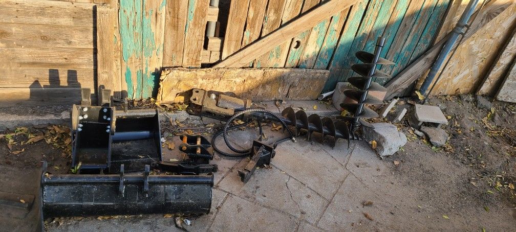 Mini Excavator Attachments 