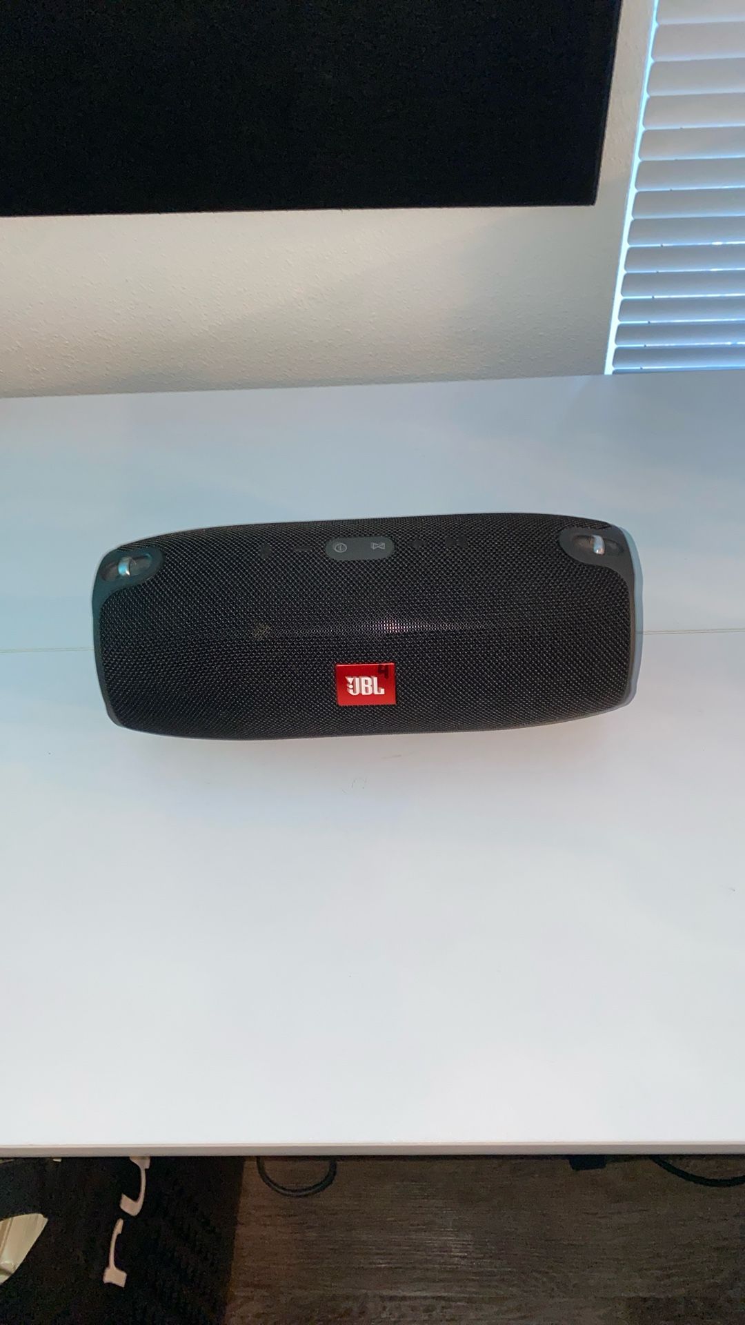 JBL Charge 4 No Charger