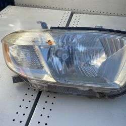 Toyota Tundra Headlights 2001-2008