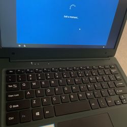 Gateway Laptop! Like New! Windows 10