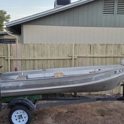 1967 Lady 14 Foot Boat BT