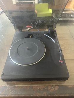 Kenwood Stereo Automatic Turntable System P-100