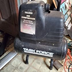 Air Compressor 5.5 Gal 3 Hp