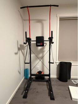 Power Tower / Pull-up & Dip Station