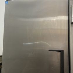 True Refrigerator