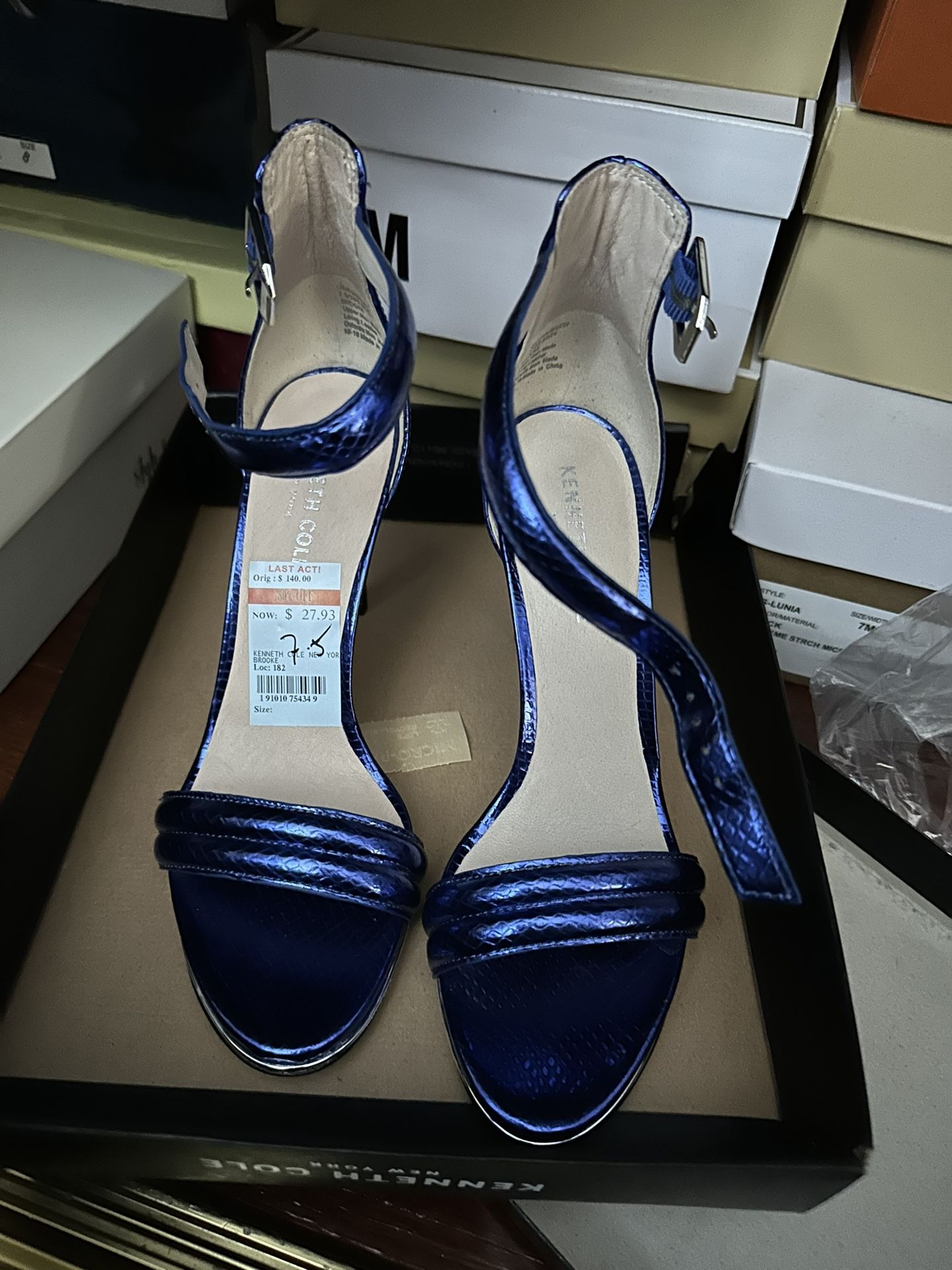 Brand New Kenneth Cole Blue Heels 