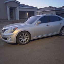 2011 Hyundai Equus