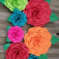 Paper Flowers And Paper Roses, Flores De Papel