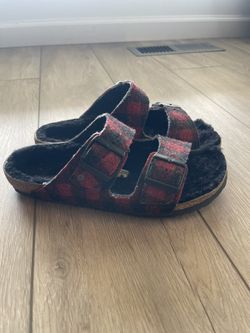 Women’s Birkenstocks 