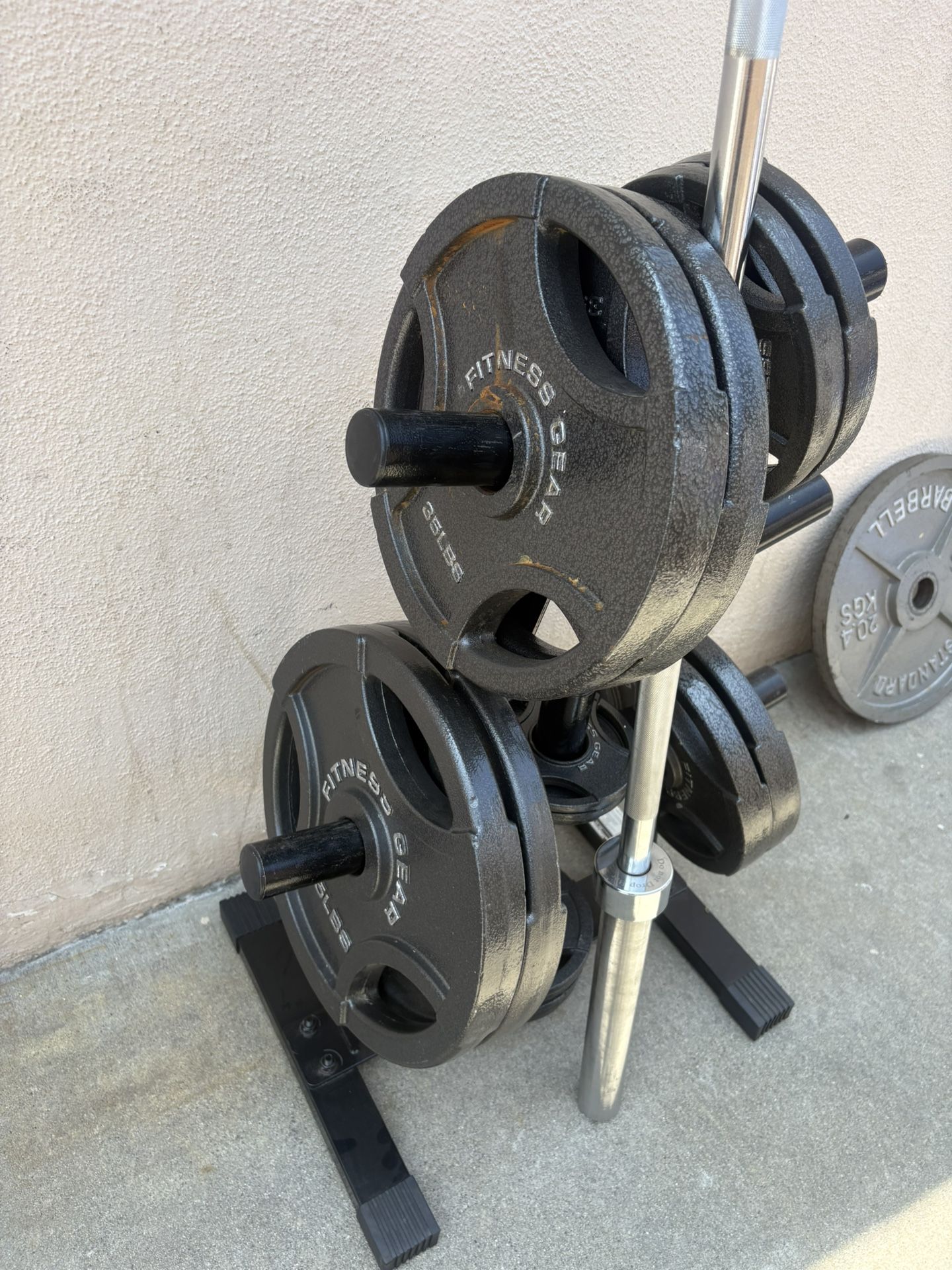 Fitness Gear Olympic Weights Set Includes Bar And Tree