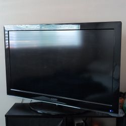 32" Coby TV
