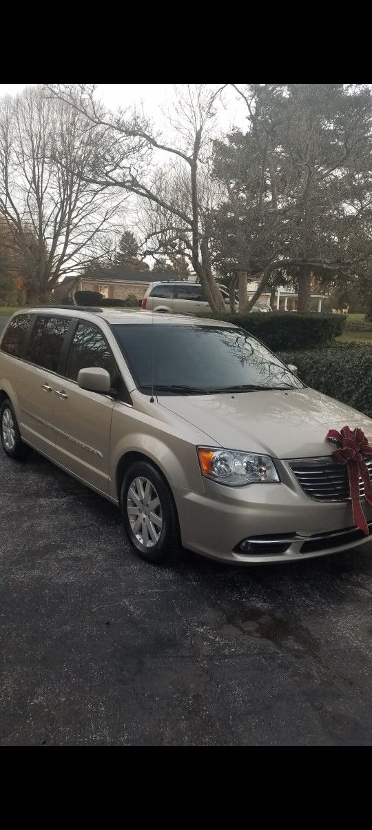 2015 Chrysler Town & Country
