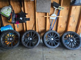 Rims. With fear tires