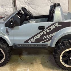 Power Wheels Ford F-150  Raptor