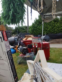 Moving sale 80th St e