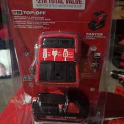 M18 TOP-OFF 175W Power Supply kit (2846-21HOCP) withM18 TOP-OFF 175W Power Supply kit (2846-21HOCP) with a REDLITHIUM HIGH OUTPUT CP3.0 Battery Pack. 
