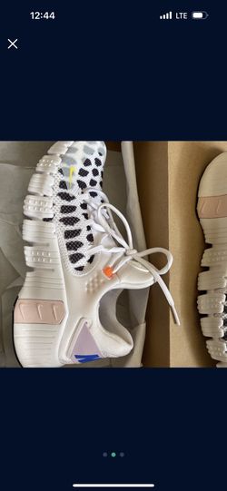 Nike Woman Shoes 