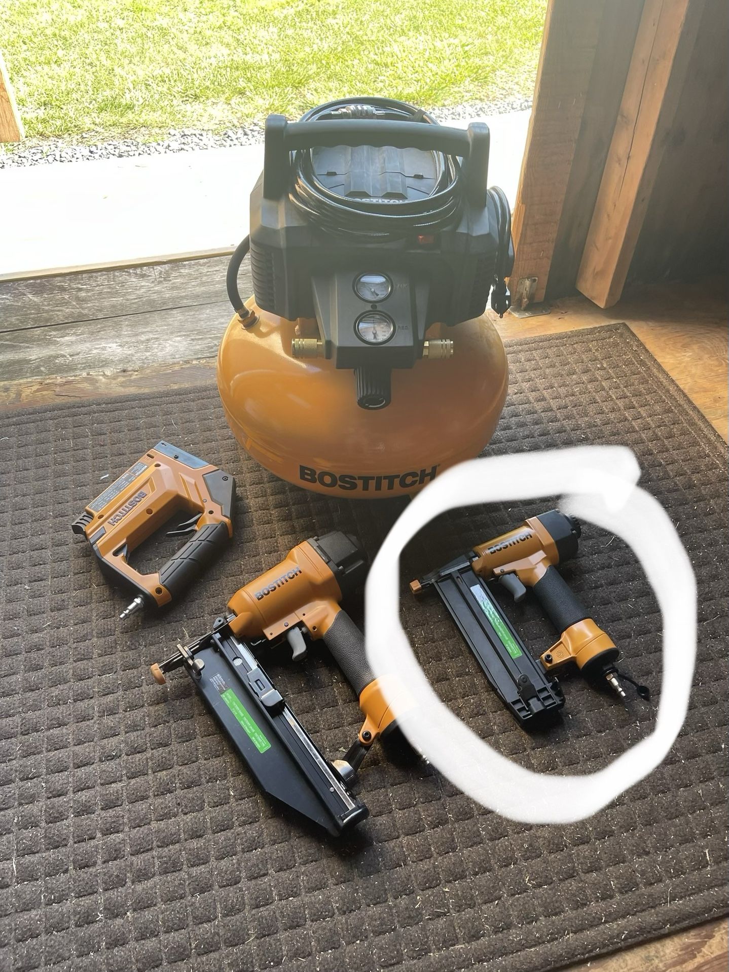 Bostitch Air Compressor And Gun Set