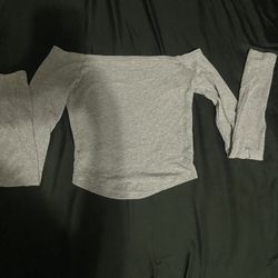 Shirt / Crop Top/ Long Sleeve