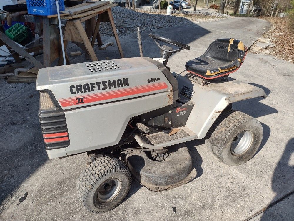 Craftsman Riding Mower 38 Inch Cut. Parts Only!! Motor Is Good.