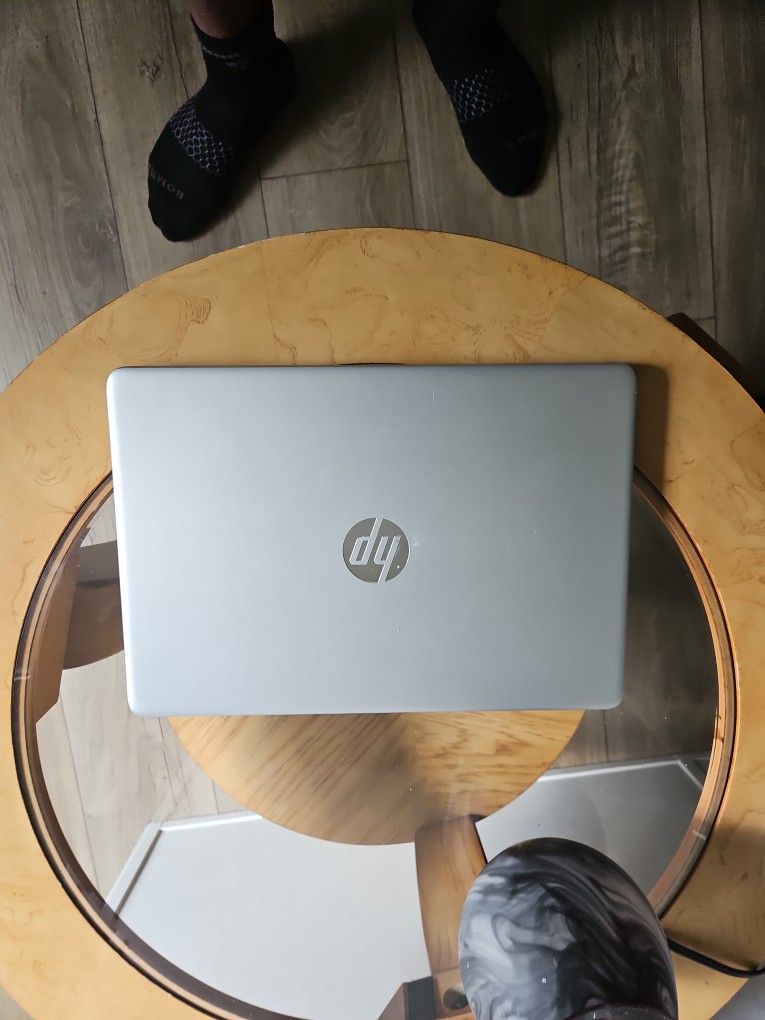 Laptop
