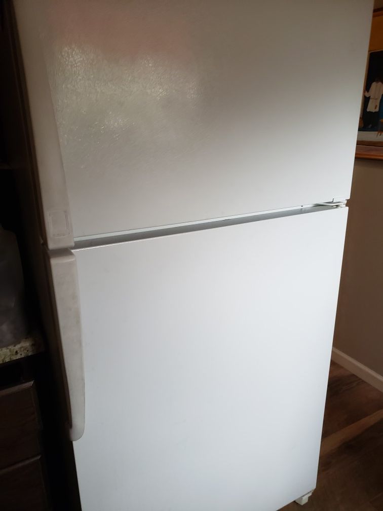 Refrigerator, Amana