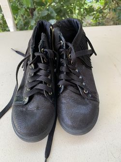 Black highly top kids butterfly fringe shoes