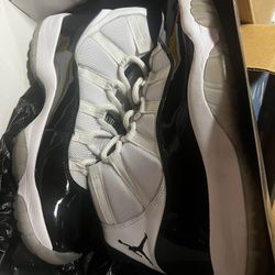 Size 13 Jordan 11 Concords