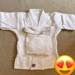 Judo  Gi // Kwon  Club Line