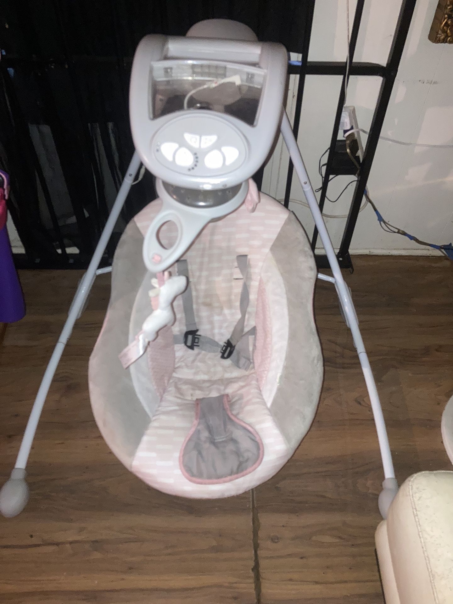 Baby swing