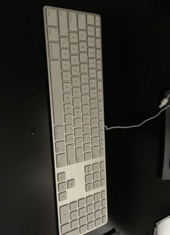 Apple mouse and keyboard