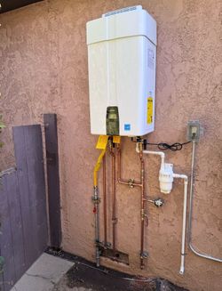 Tanklees water heater