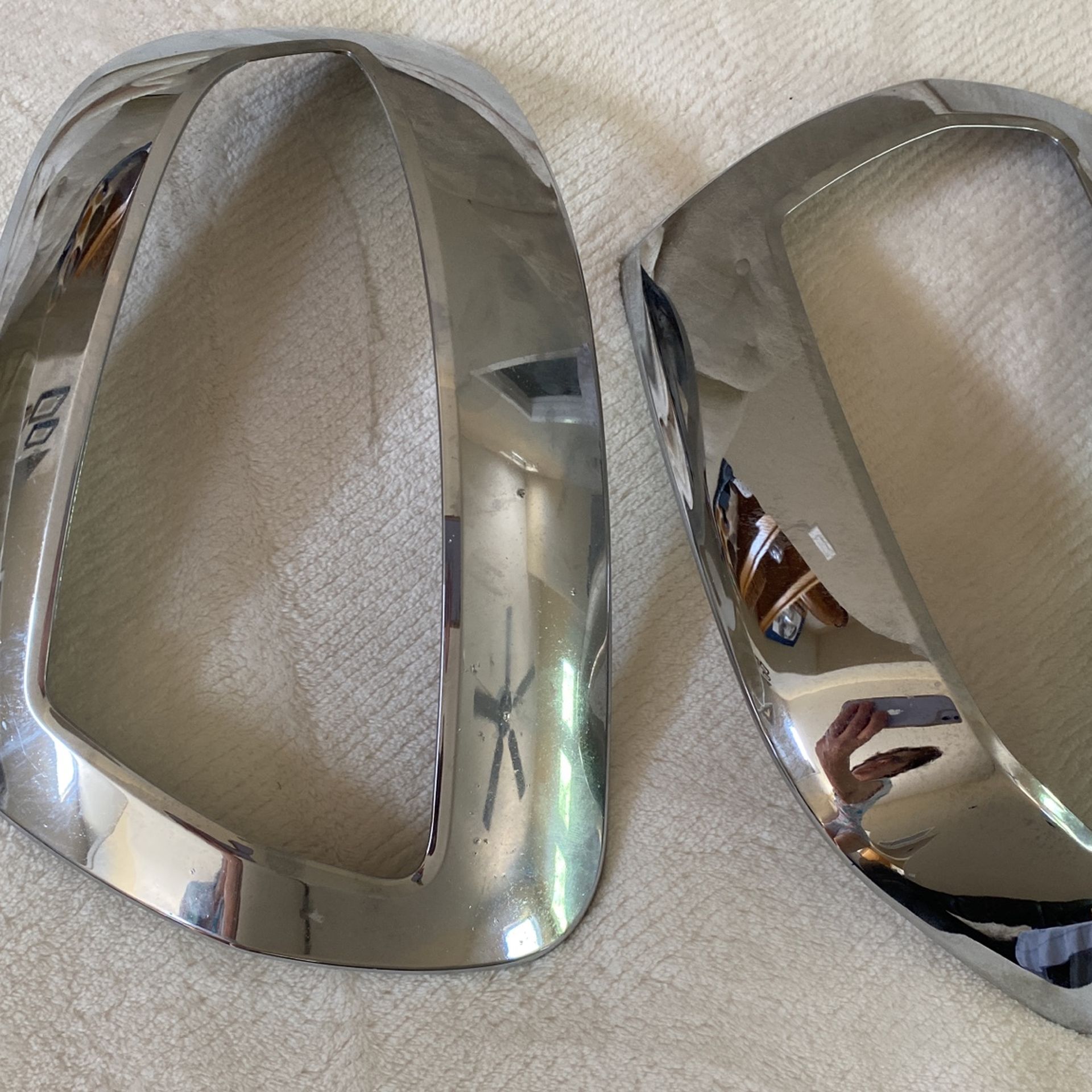 Mercedes OEM High-Sheen Chrome Exterior Mirror Cover B6 (contact info removed)