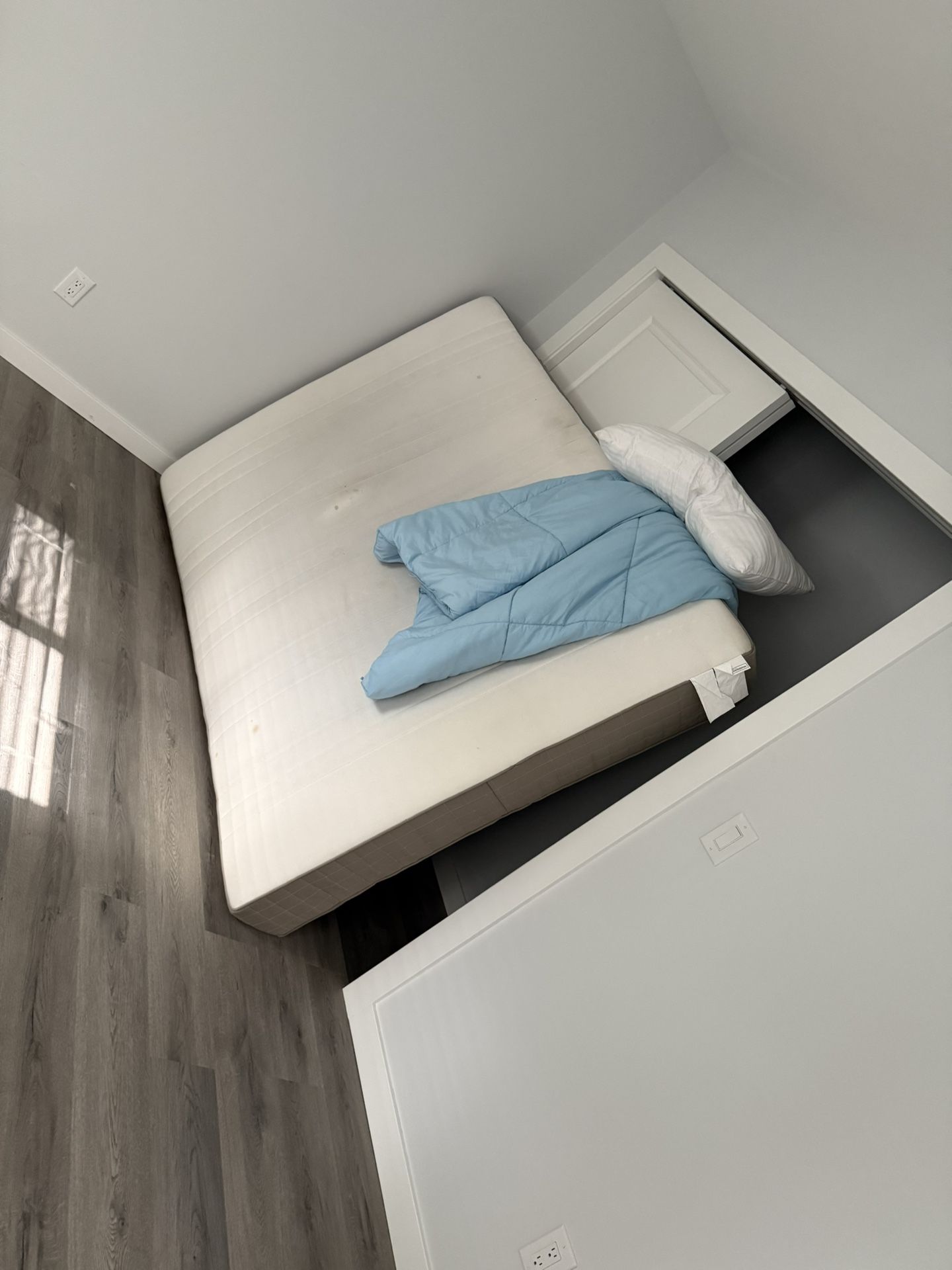 3 bed frame, 3 mattress,2 counter stools,2 bed side table and 2 bed side light