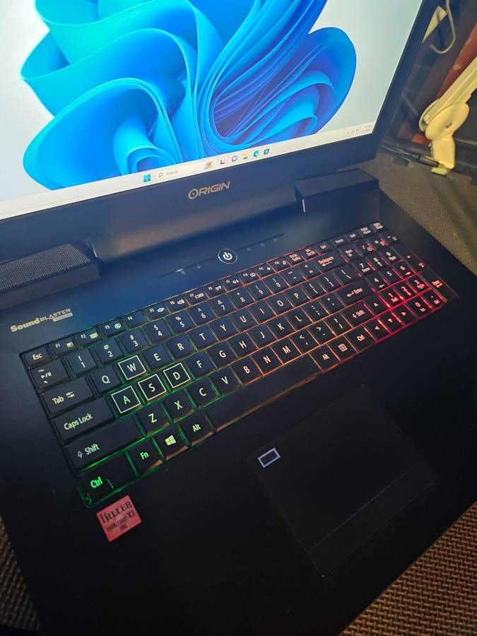 Origin- 17.3'' Inch.. Gaming laptop, 1TB SSD, 32gb Ram, i7, GTX 1070 - $360.