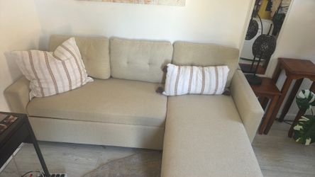 Clearing Out Small Office Various Items 