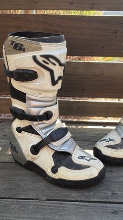 Alpinestars Tech 6 Motocross Boot Left