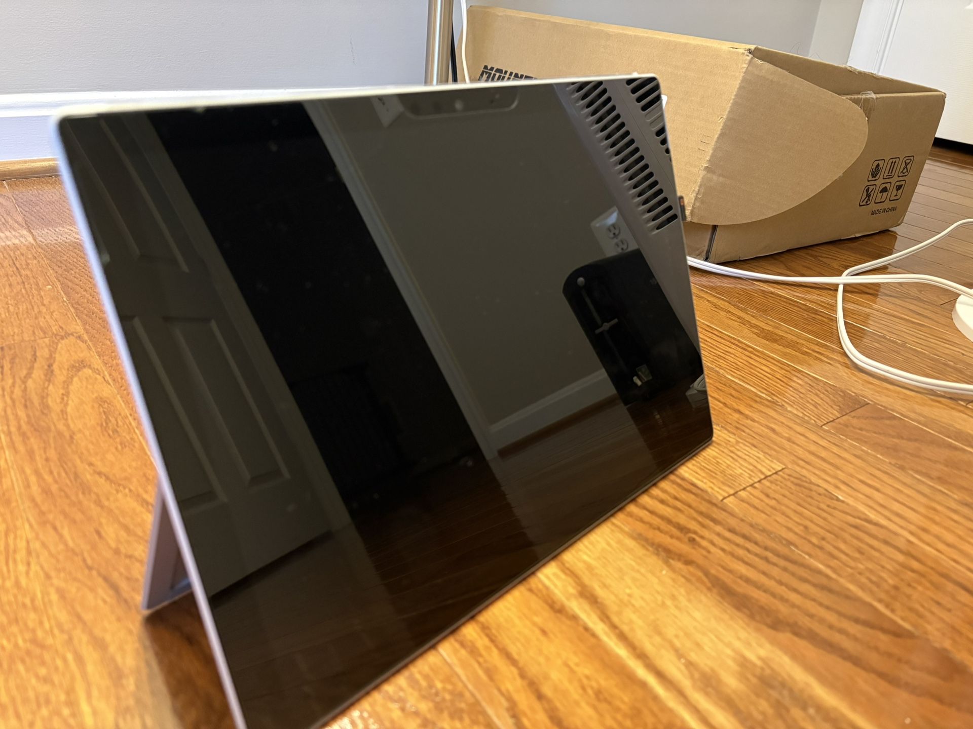 Microsoft Surface Pro 6 12.3” Core i5 8250U