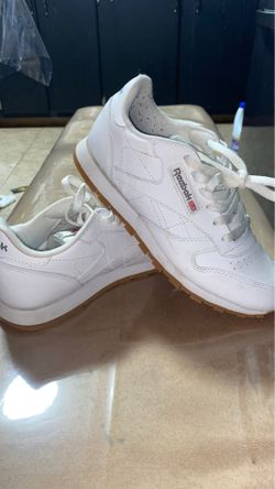 Reebok size 4