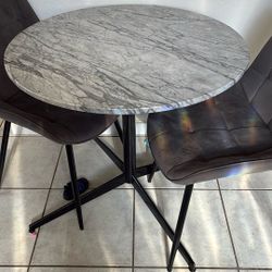 Coffee Table / Kitchen Table 