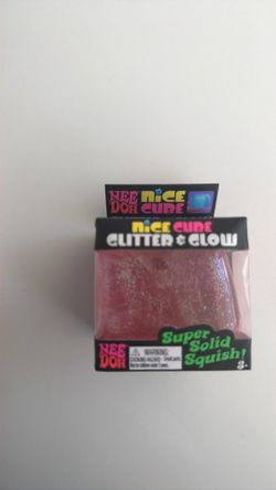 Nice cube glitter and glow