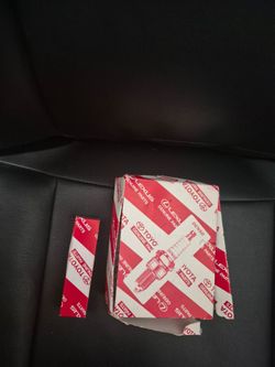 Spark plugs (6) bought for Lexus model but was the wrong fit