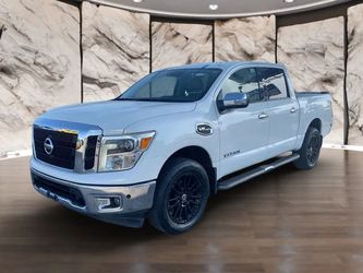 2017 Nissan Titan Crew Cab