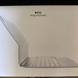 iPad Magic Keyboard 13 In 