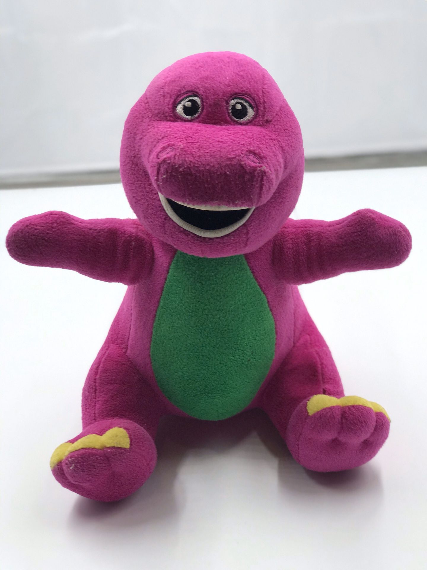 Stuffed plush 13” Barney Dinosaur! Great condition!