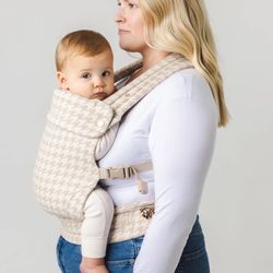 Brand New Houndstooth Mabē Baby Carrier In Box 