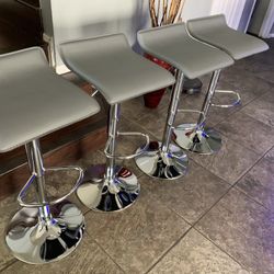 New Set Of 4 Gray Bar Stools (flat) / Gray Pub Stools / Adjustable Height / Swivel / Price Is Firm / New In 📦 