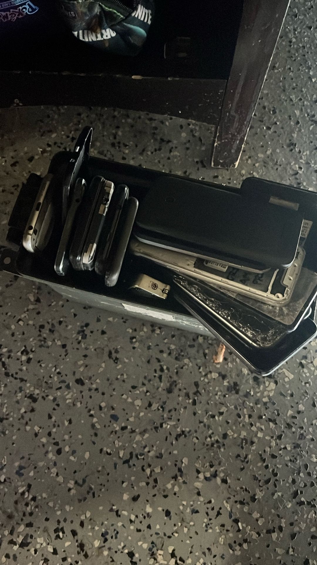 Phones For Parts And iPhones As